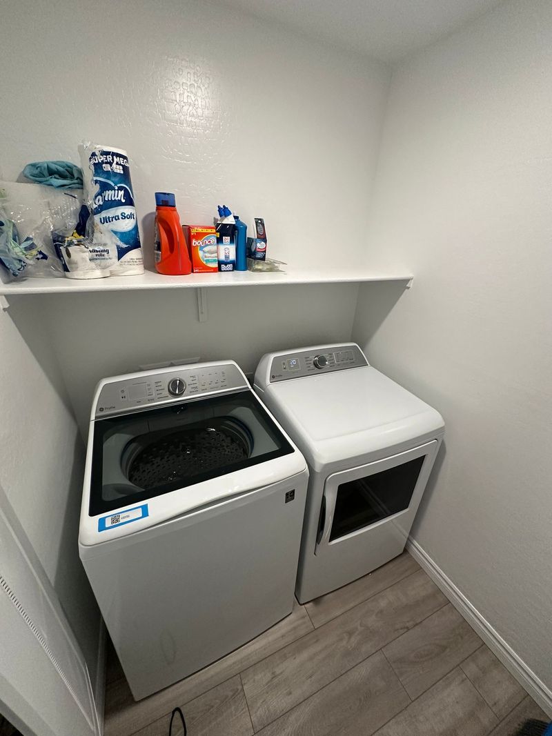 Private Room in 3Bed.3Bath
