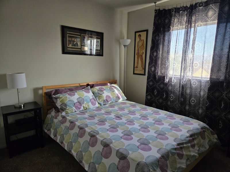roommates in Henderson Private Room in 4Bed.2.5Bath - cirtru.com
