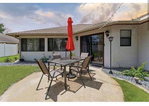 roommates in Undisclosed, Palm Coast, FL 32164 Comfortable & spacious Palm Coast House with Patio & porch (id. 10918) - cirtru.com