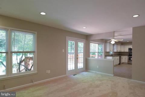 roommates in Alexandria Private Room in 4Bed.3Bath - cirtru.com