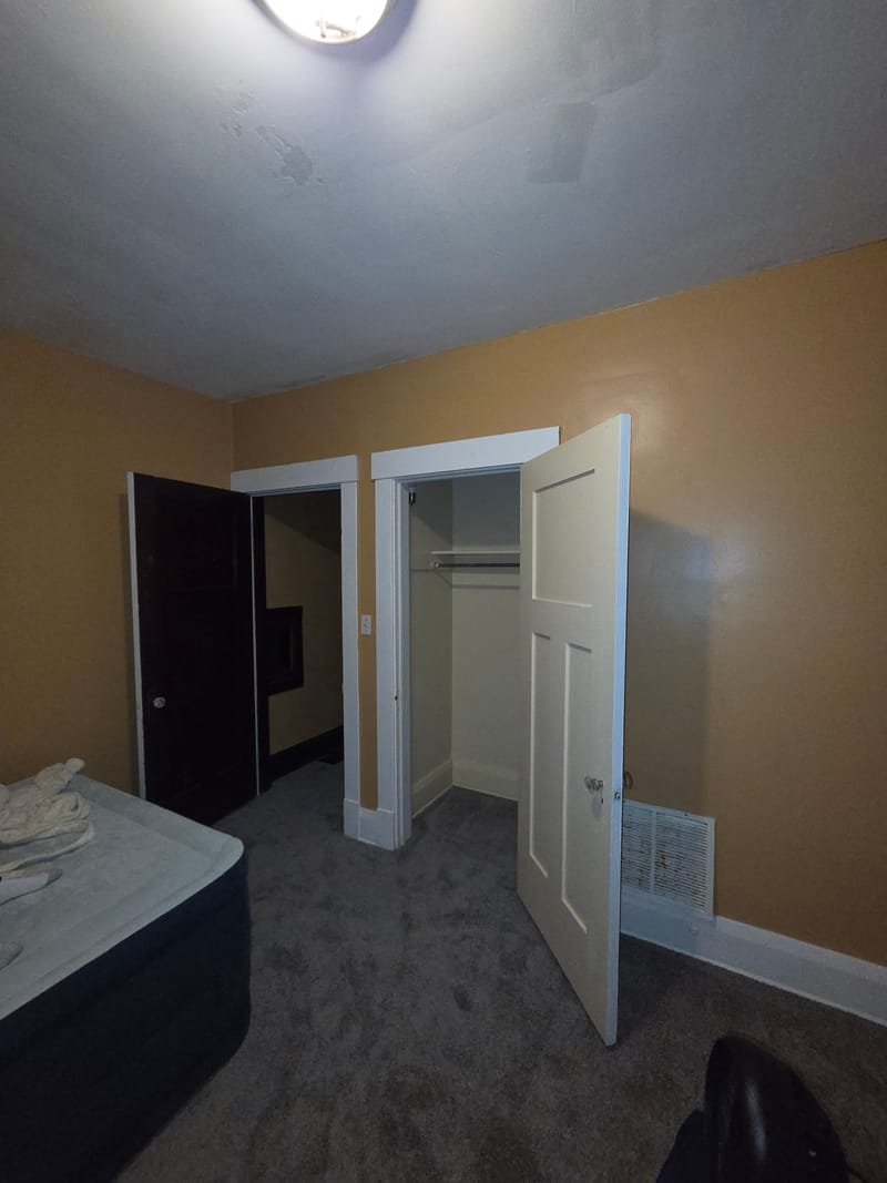 roommates in Youngstown Private Room in 2Bed.1Bath - cirtru.com