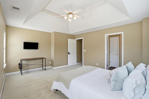 Luxury Living in Dallas!  NEW LISTING — Move-In Ready (id. 30236)