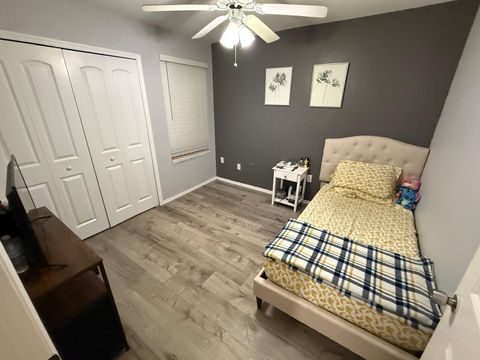 Shared Room in 3Bed.1Bath