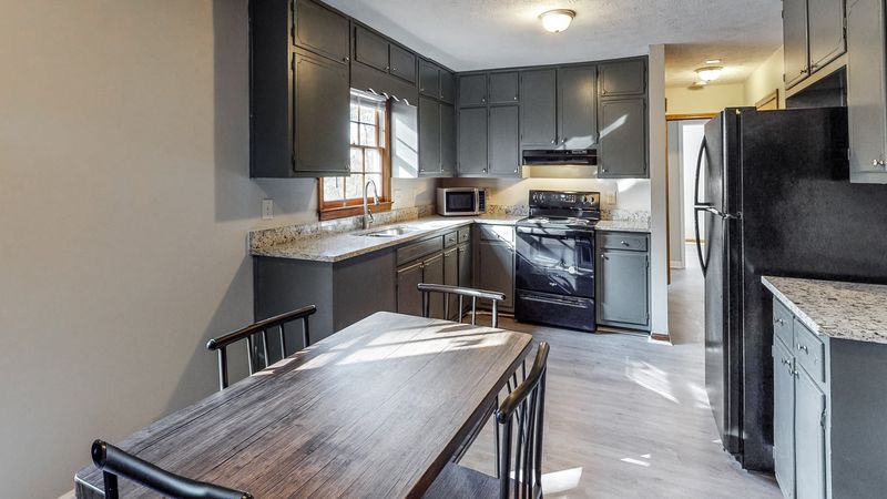 SuperHost Modern Stonecrest Home with Luxury Touches Near Atlanta & Stone Mountain (id. 941)
