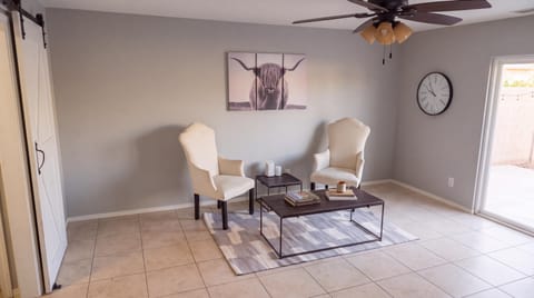Live in Vista in a spacious room and great location (id. 42534)