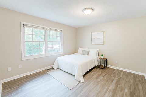 roommates in Undisclosed, Atlanta, GA 30331 Cozy room off Greenbriar Trail  Near Greenbriar Mall & Tyler Perry Studios ! #RoomGoals (id. 14640) - cirtru.com