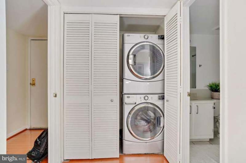 Private Room in 2Bed.2Bath