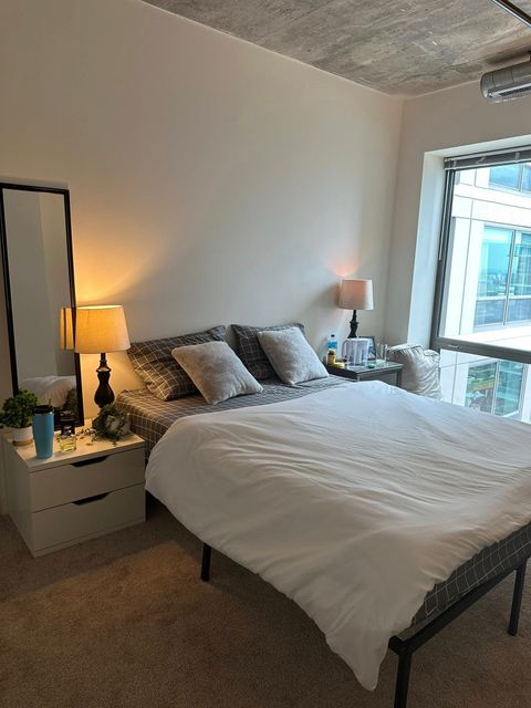 Private Room in 3Bed.2Bath