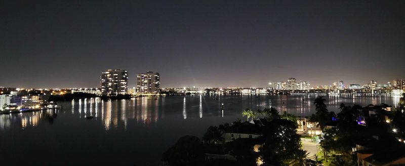 roommates in North Miami Beach Private Room in 2Bed.2Bath - cirtru.com