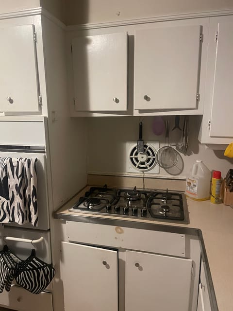 Private Room in 3Bed.1.5Bath