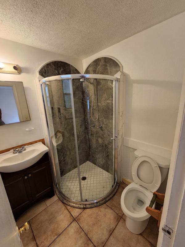 Private Room in 1Bed.1Bath