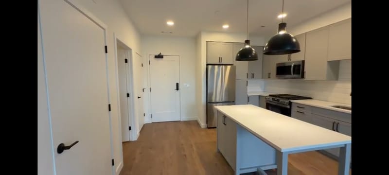 roommates in Everett Private Room in 2Bed.2Bath - cirtru.com