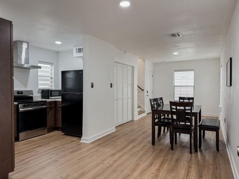 Live, Work and Play in New Orleans Coolest Neighborhood. (id. 13646)