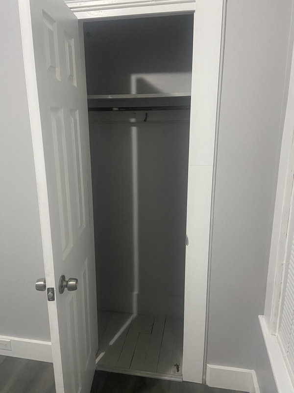 roommates in Bridgeport Private Room in 3Bed.1Bath - cirtru.com