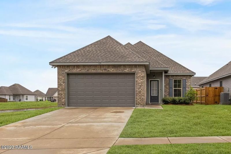 roommates in Carencro Private Room in 3Bed.1.5Bath - cirtru.com