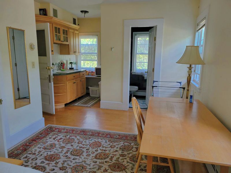 roommates in Cambridge Room1Bed.1Bath - cirtru.com