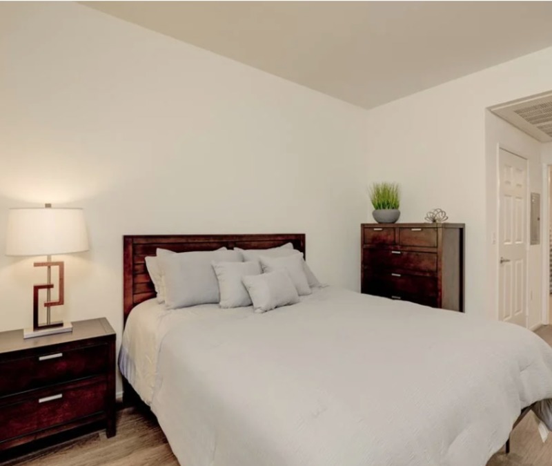 roommates in Ontario Private Room in 3Bed.2Bath - cirtru.com