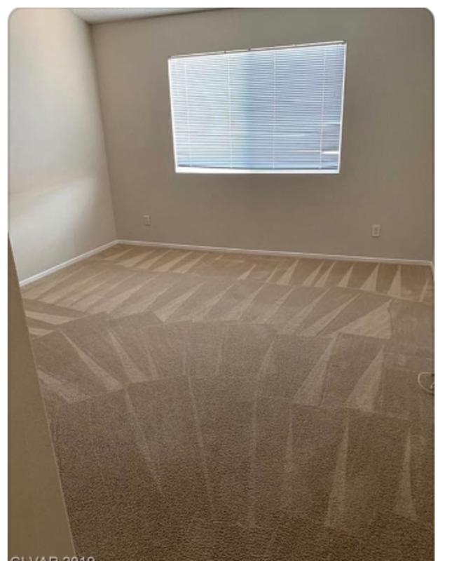 Looking for a Roommate To Move In