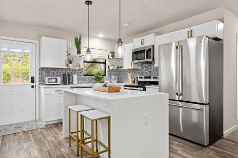 Entire Place 3Bed.1Bath