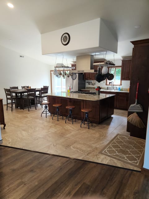 roommates in Coos Bay Entire Place 3Bed.2Bath - cirtru.com