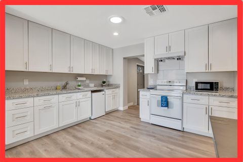 High-Quality South Mountain Home | Free Laundry • Wi-Fi • Backyard • Nearby Fishing (id. 7089)