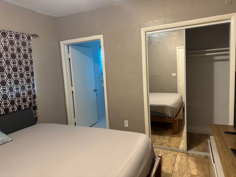 roommates in Miami Private Room in 1Bed.1Bath - cirtru.com