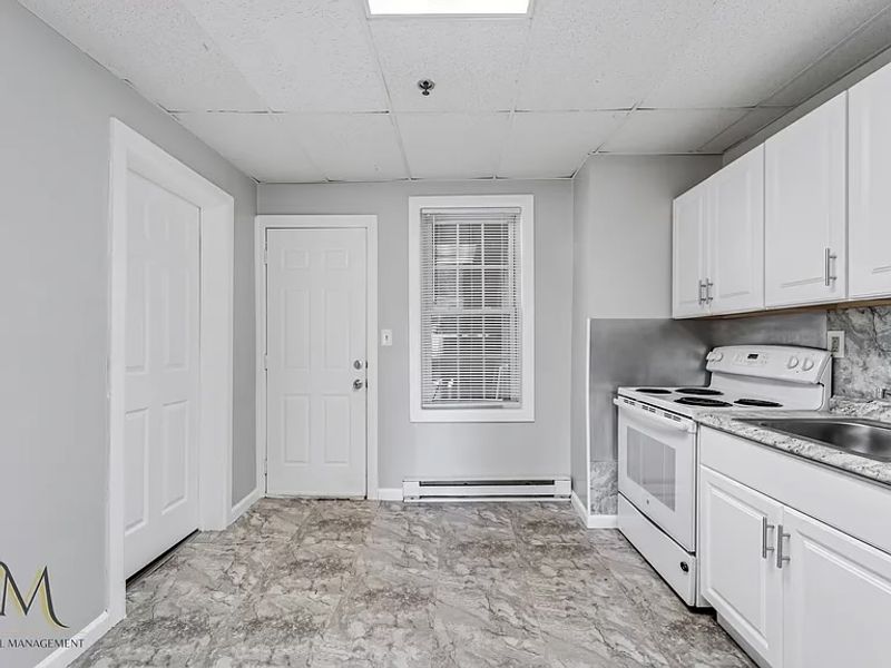 roommates in Chicopee Entire Place 2Bed.1Bath - cirtru.com
