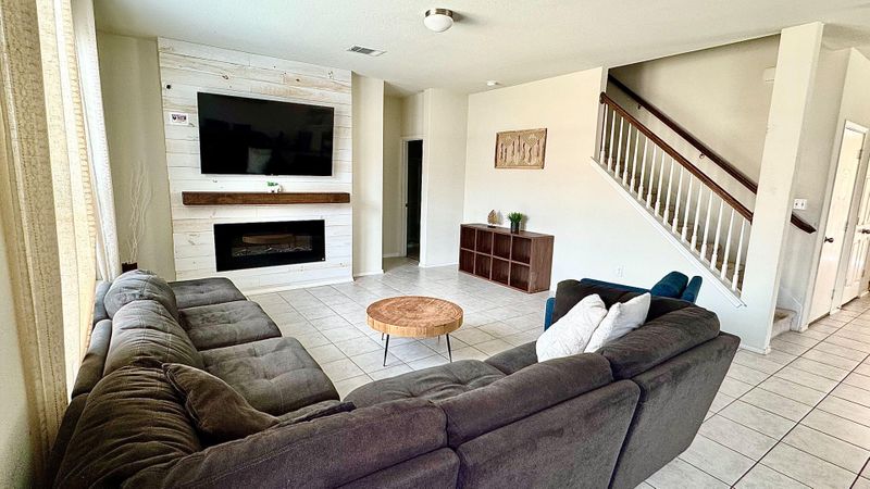 roommates in Undisclosed, Austin, TX 78754 Modern 2020-Build Home • Monthly Cleaning • Near 290/130 (id. 9227) - cirtru.com