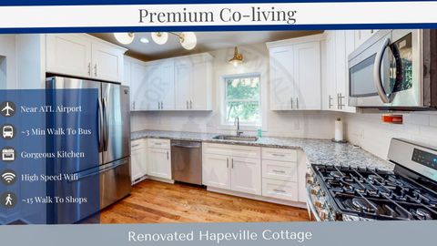 NEW ON PADSPLIT ⏐ TVs in EVERY Room! Prime Hapeville spot, walk to restaurants. Easy public transportation to Airport! Cute neighborhood, gorgeous house. #RoomGoals&nbsp;#Relax (id. 850)