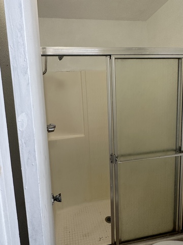 roommates in Santa Monica Private Room in 2Bed.2Bath - cirtru.com