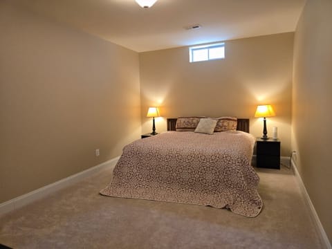 Private Room in 1Bed.1Bath