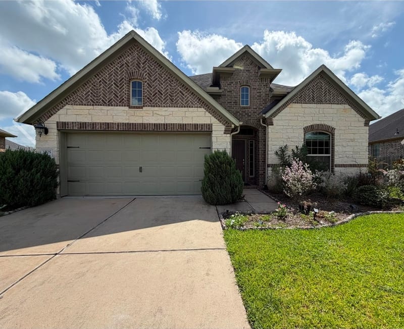 Entire Place 4Bed.2Bath