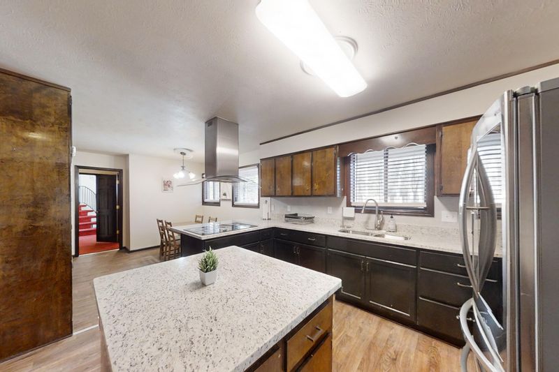 roommates in Undisclosed, Union City, GA 30291 Union City Duplex / Multiplex with Living room. Newly-renovated & comfortable (id. 5542) - cirtru.com