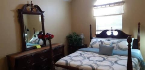 roommates in Irving Private Room in 3Bed.1.5Bath - cirtru.com
