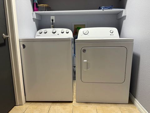 Entire Place 3Bed.1Bath