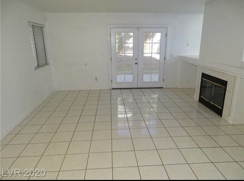 roommates in Las Vegas Private Room in 3Bed.2Bath - cirtru.com