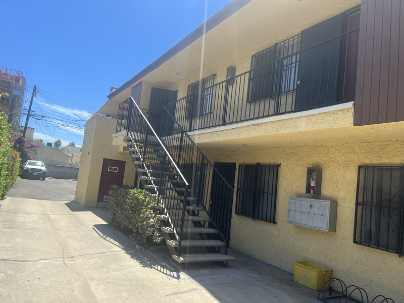 Private Room in 2Bed.2Bath
