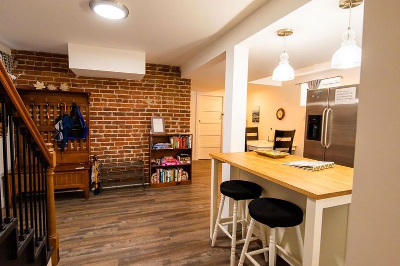 roommates in Denver Entire Place 1Bed.1Bath - cirtru.com