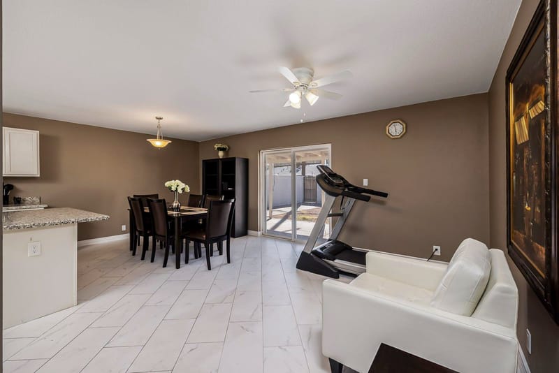 Cozy & homey Phoenix House (id. 6732)