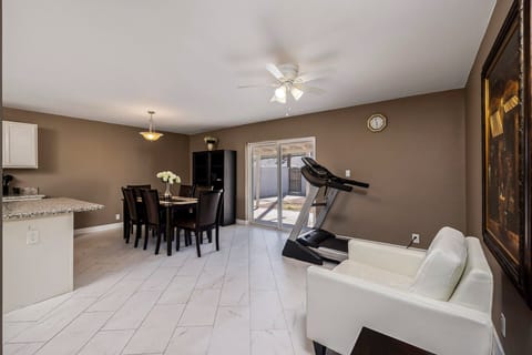 roommates in Undisclosed, Phoenix, AZ 85019 Cozy & homey Phoenix House (id. 6732) - cirtru.com