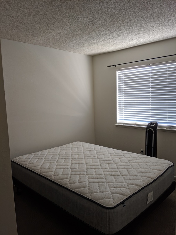 Private Room in 3Bed.3Bath