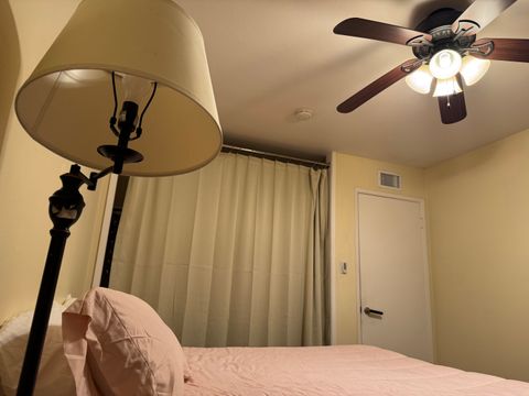 Private Room in 3Bed.2Bath