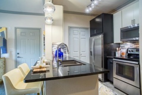 roommates in Dallas Accommodation For 1/2 In new Apt - cirtru.com