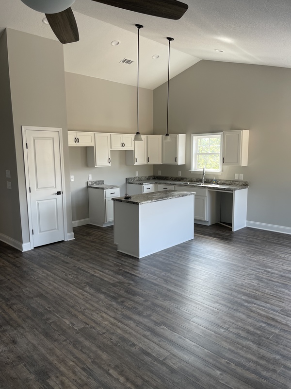 roommates in Seneca Entire Place 3Bed.2Bath - cirtru.com