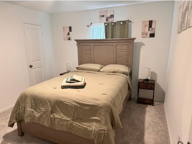 roommates in Undisclosed, Rosharon, TX 77583 Spacious Fresno Home. Comfortable for all ages and families (id. 22387) - cirtru.com