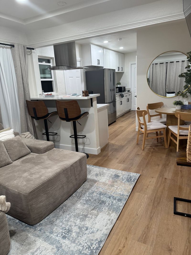 roommates in Los Angeles Entire Place 2Bed.1Bath - cirtru.com