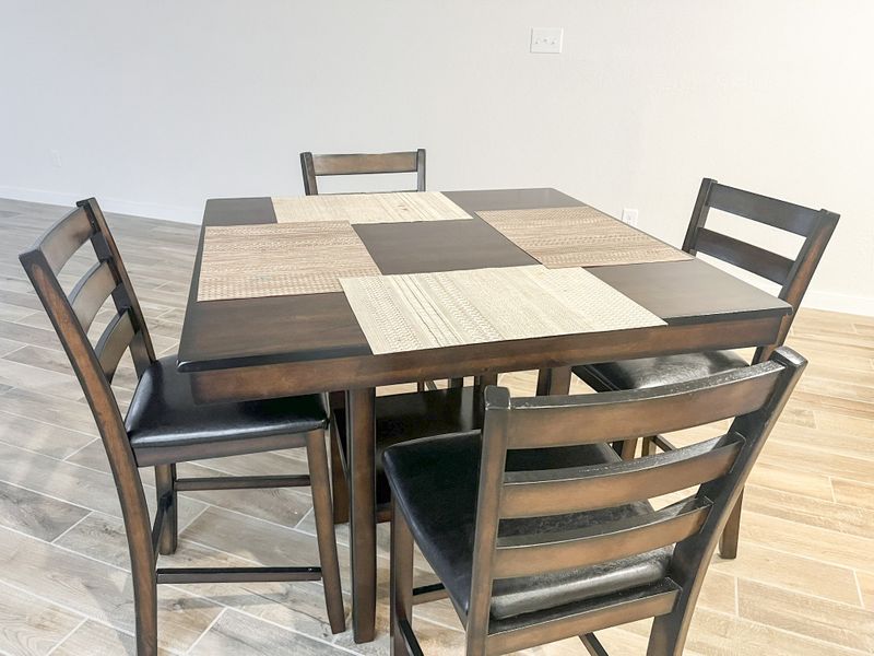 roommates in Undisclosed, Converse, TX 78109 BrandNew & Modern San Antonio/Converse Home with Huge Backyard Close to Walmart and I10 (id. 6381) - cirtru.com