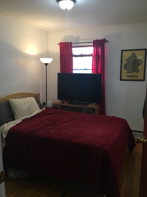 Room avalible in Windsor Terrace