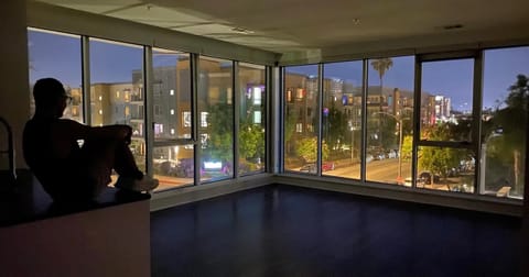 Private Room in 2Bed.2Bath
