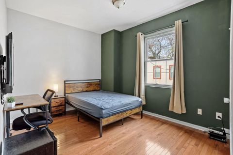 Private Furnished CoLiving in North Philly  |  Smart TV • Mini‑Fridge •  Washer/Dryer (id. 21552)